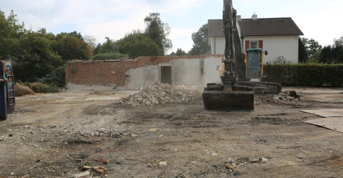 einfamilienhaus theater grundstück